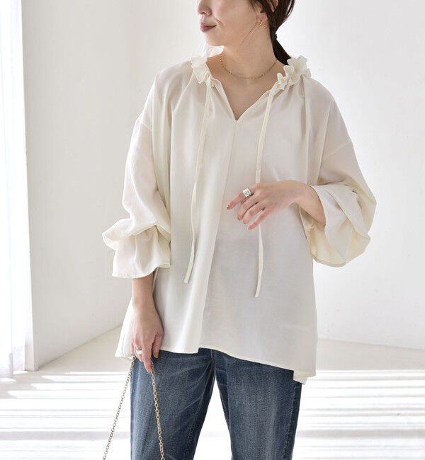 quaranciel「quaranciel:〈洗濯機可能〉フリルカラー リボン ギャザースリーブ ブラウス」|シャツ・ブラウス|ホワイト