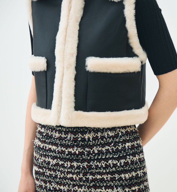 TOMORROWLAND collection「ナッパランムートン リムーバルカラージレ」|ダウンベスト・ベスト|