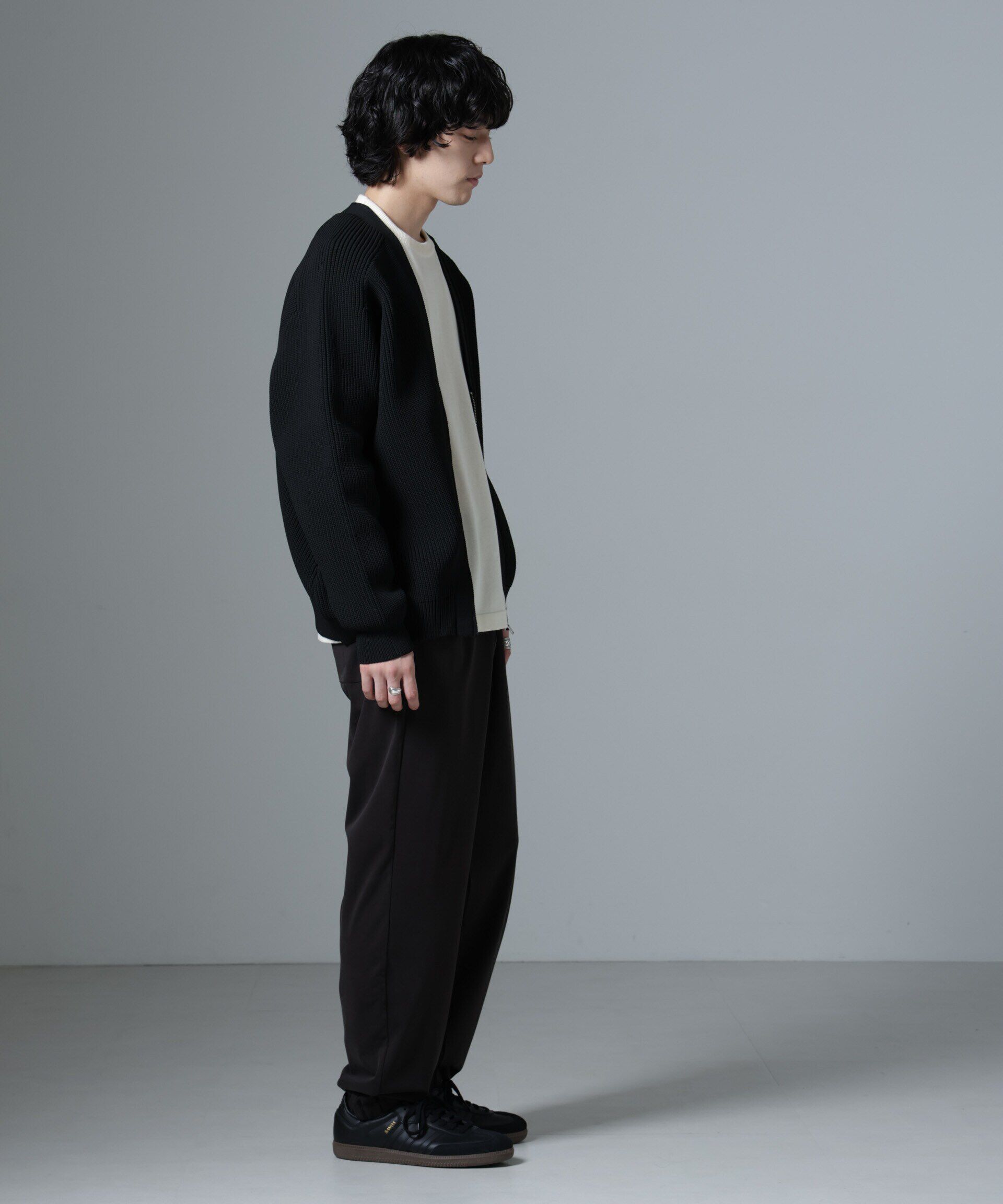 nano･universe「ヌバックライクスムースジョガーパンツ」|チノ|