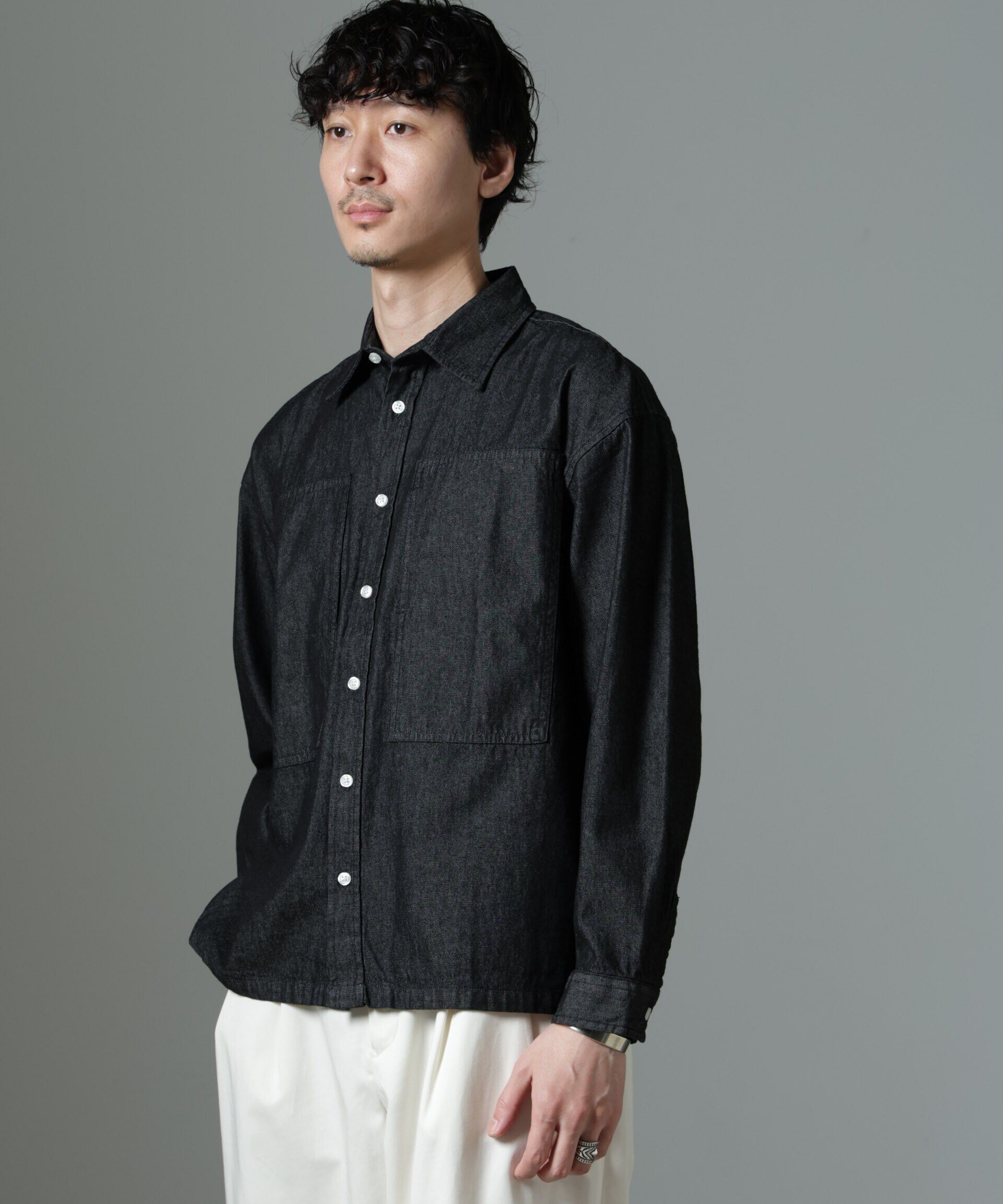 nano･universe「NORMANBROS別注 ワイドポケット デニムシャツ」|シャツ・ブラウス|ブラック