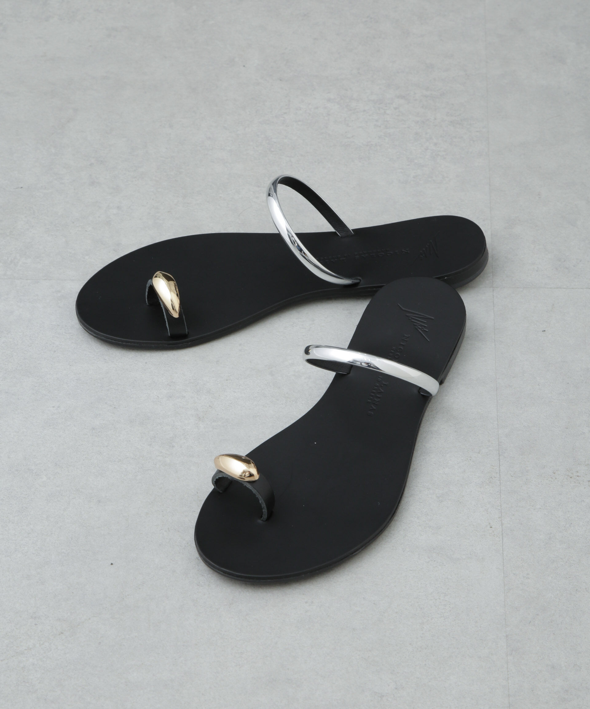 nano･universe「NICOLAS LAINAS/別注 メタルパーツ フラットサンダル」|サンダル|