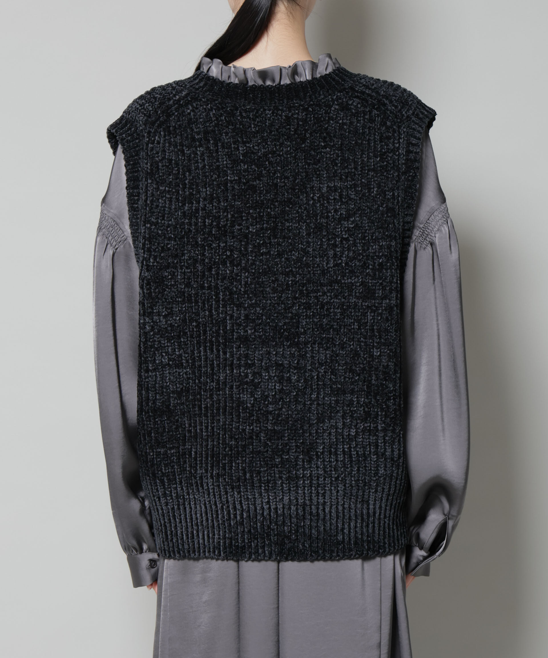 nano･universe「ベロアモールVネックニットベスト」|ニット・セーター|