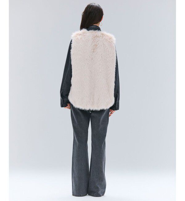 BEIGE,「【Precious 11月号掲載】ELSA / フェイクファージレ」|ベスト・ジレ|