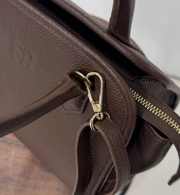 fredy emue「FR台形レザーバッグ」|ショルダー・メッセンジャー|