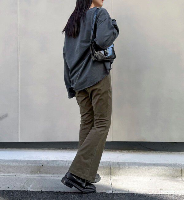 fredy emue「ストレッチフレアパンツ」|チノ|