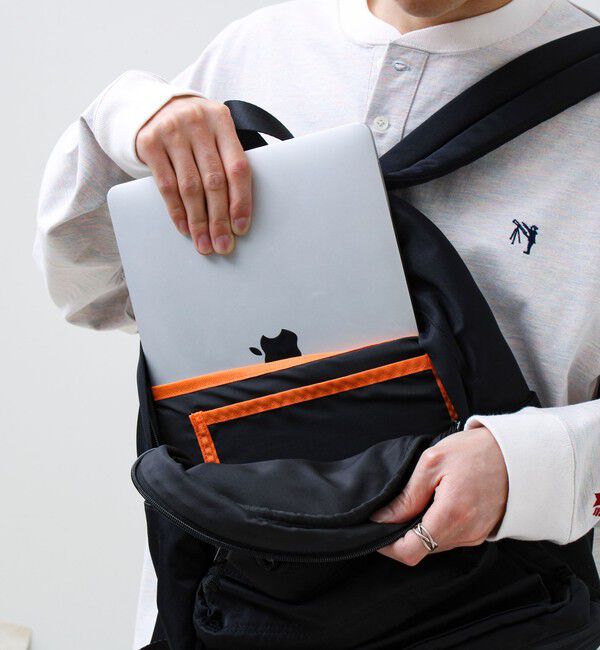 GLOSTER「【UNIVERSAL OVERALL】Slant daypack」|リュック|