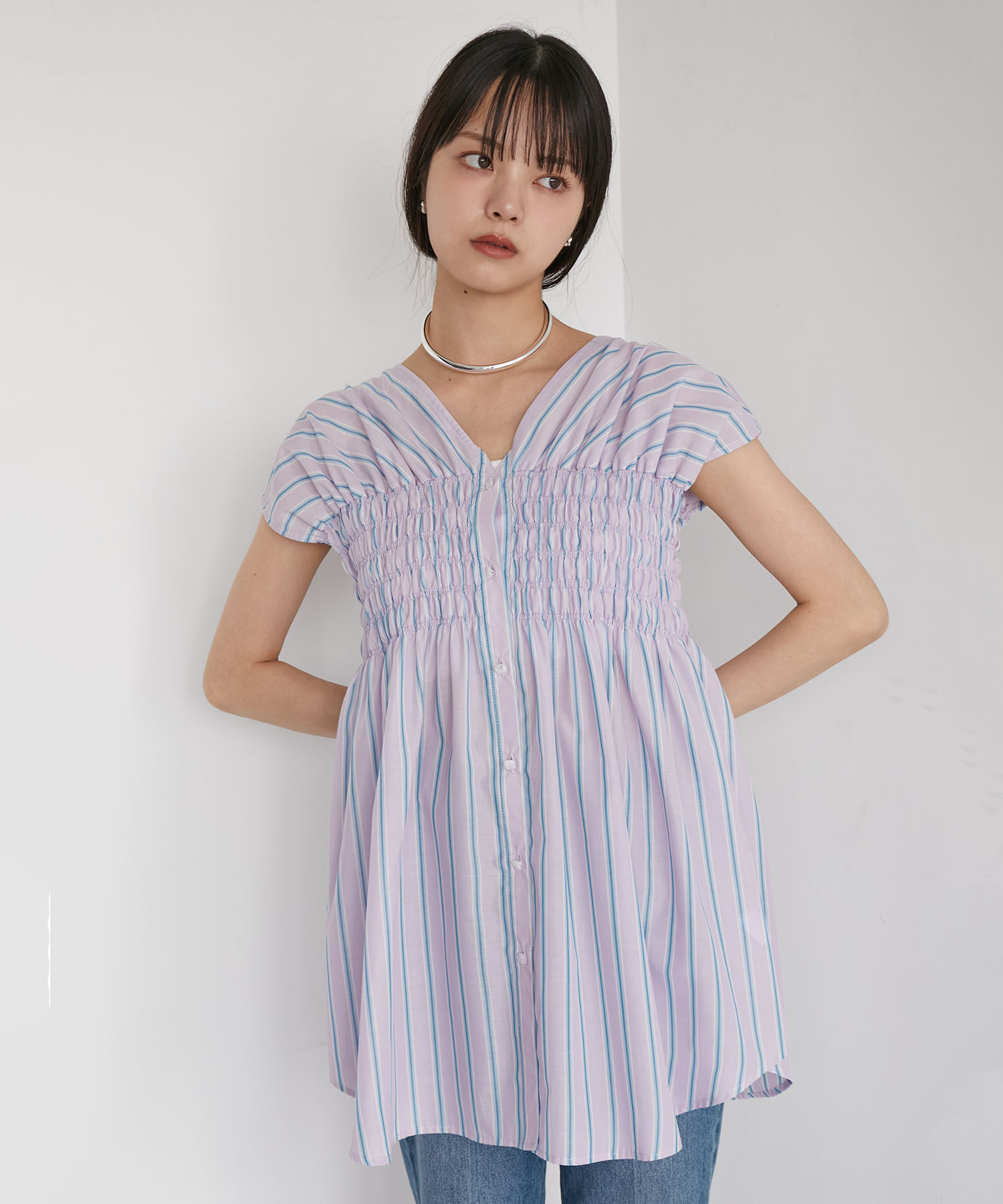 VIS「【洗える】ゆるVネックシャーリングシャツブラウス」|シャツ・ブラウス|