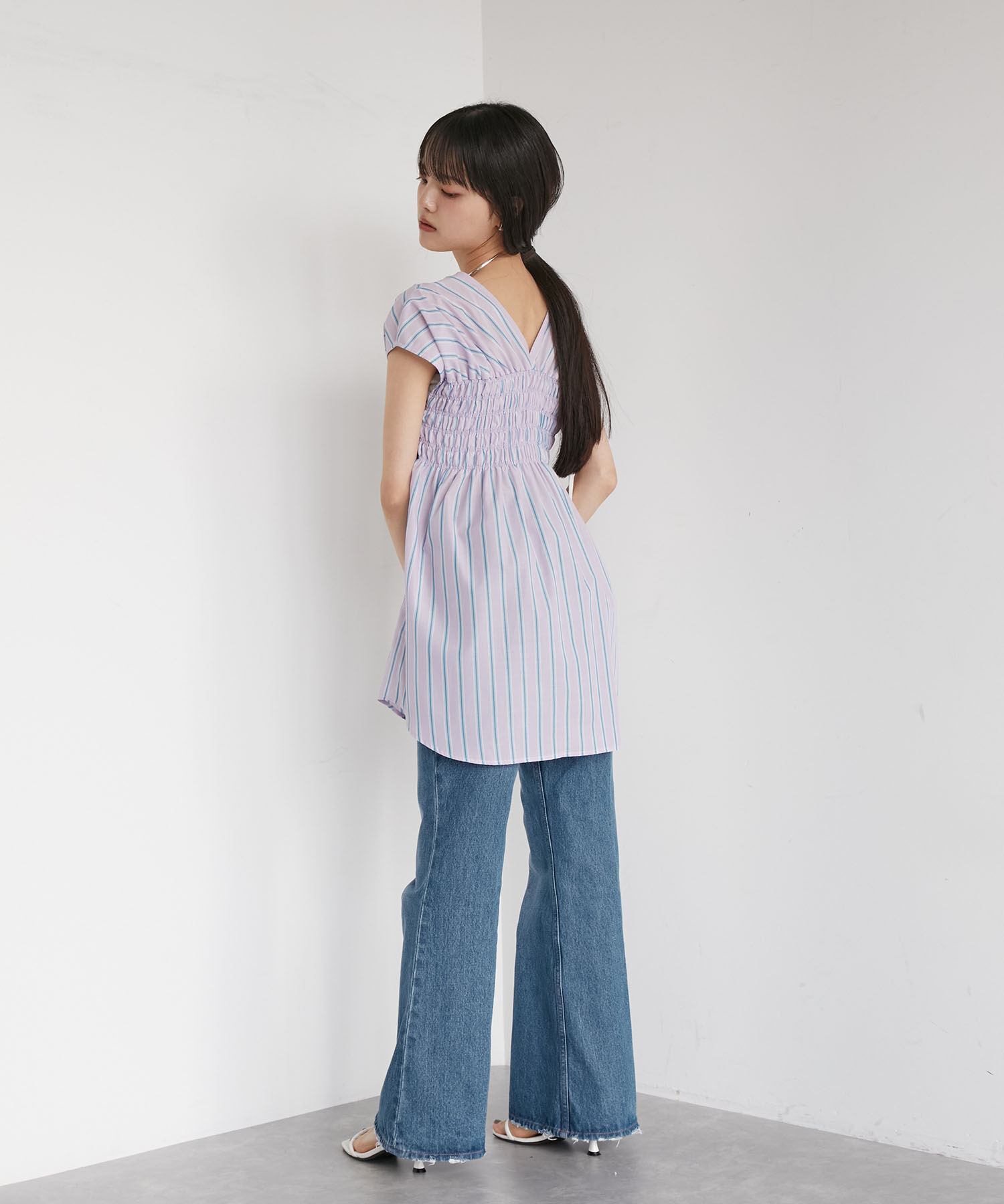 VIS「【洗える】ゆるVネックシャーリングシャツブラウス」|シャツ・ブラウス|