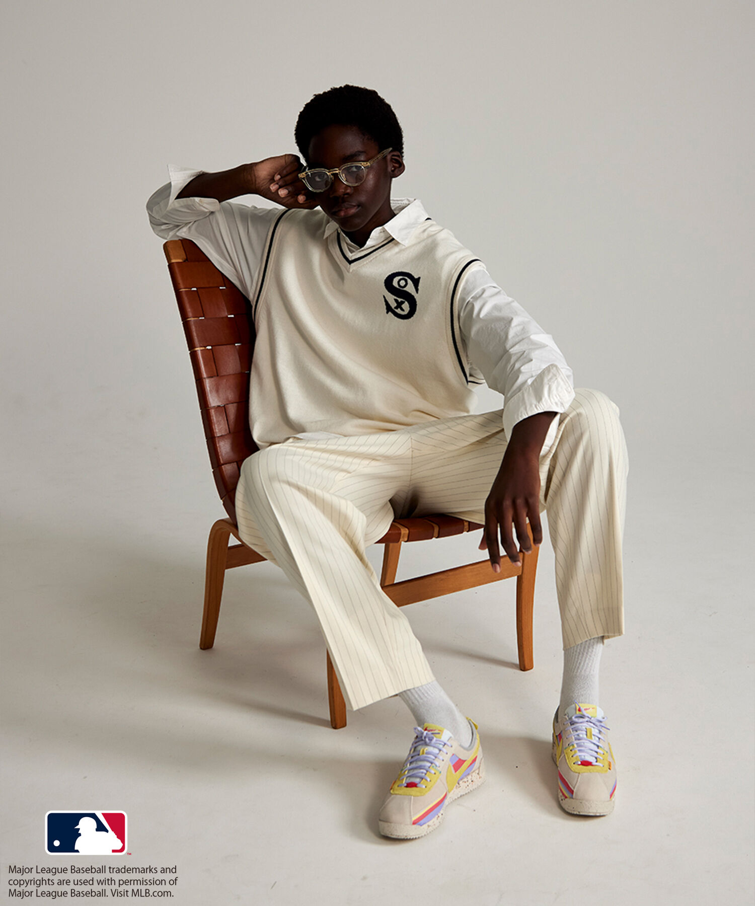 ADAM ET ROPE'「【MLB COLLECTION BY JUN】クラシックロゴニットベスト」|ベスト・ジレ|