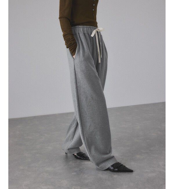 ADAM ET ROPE'「【サステナブル】カーブスウェットパンツ」|チノ|