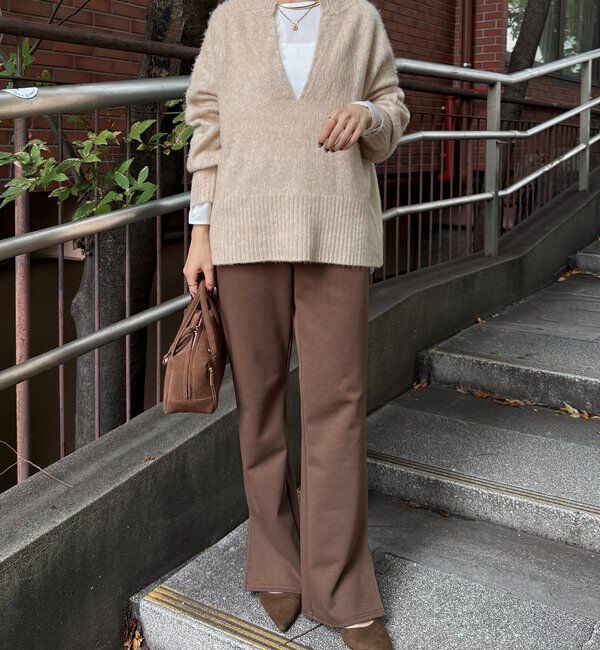  「エアリー深Vニット」|ニット・セーター|