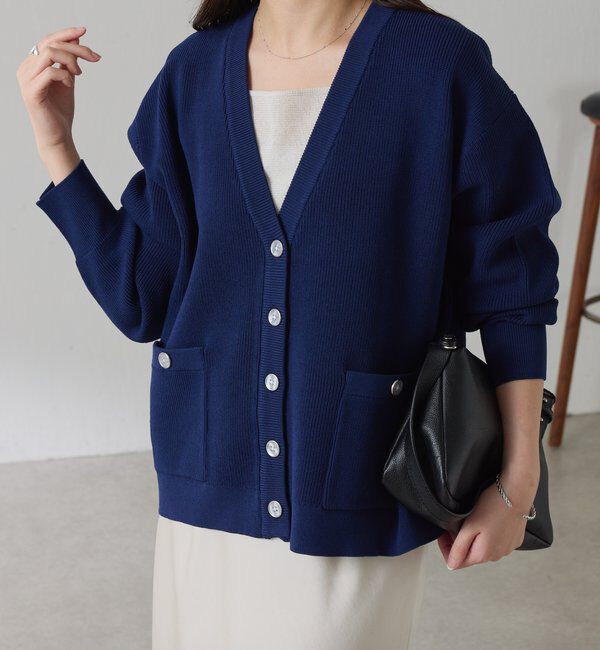  「ツヤボタンカーディガン」|ニット・セーター|