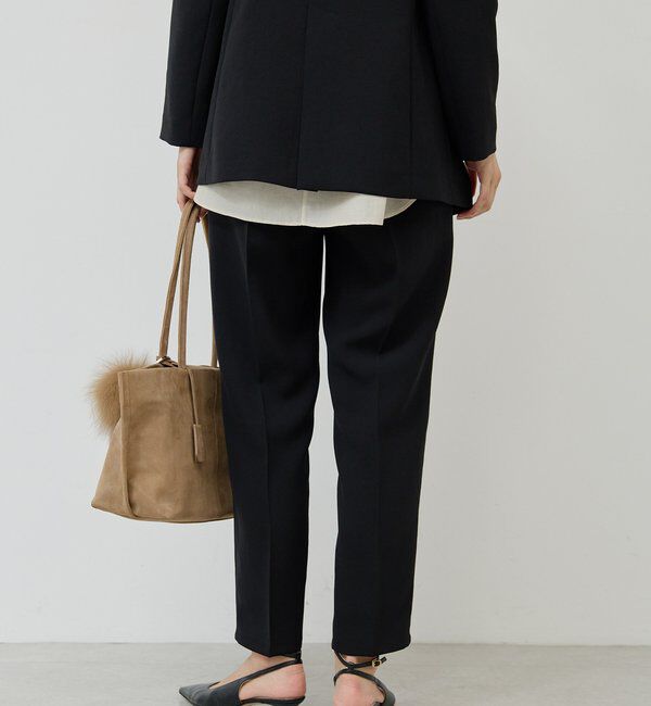  「【シワになりにくい】ジャージーテーパードパンツ」|チノ|