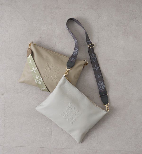  「エンボスモノグラムショルダーバッグ」|ショルダー・メッセンジャー|