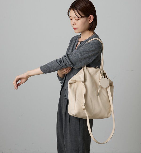  「【再値下げ】ミラー付きレザーチャーム」|チャーム・キーホルダー|