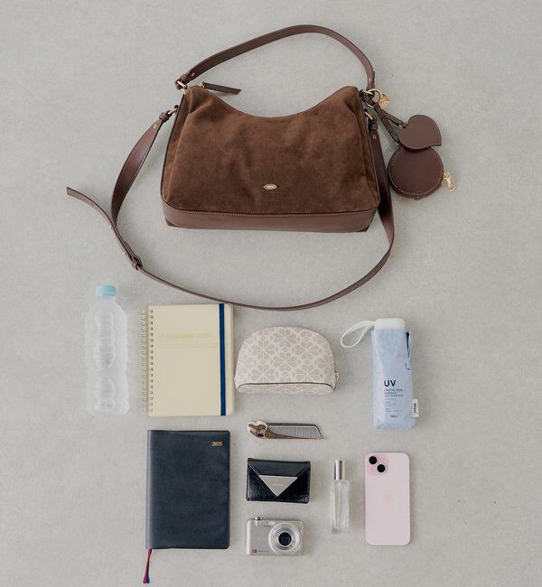  「ポーチチャーム付きスエードコンビボストンバッグ」|ボストンバッグ|