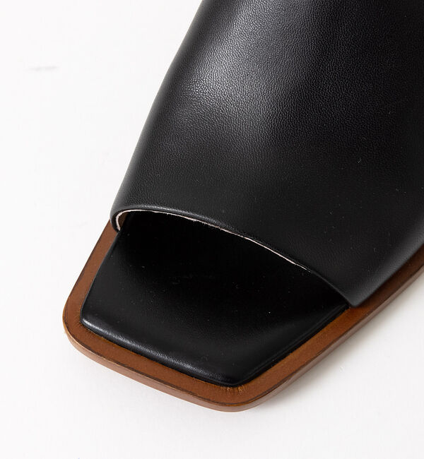 AU BANNISTER「ワイドスクエアミュール」|サンダル|