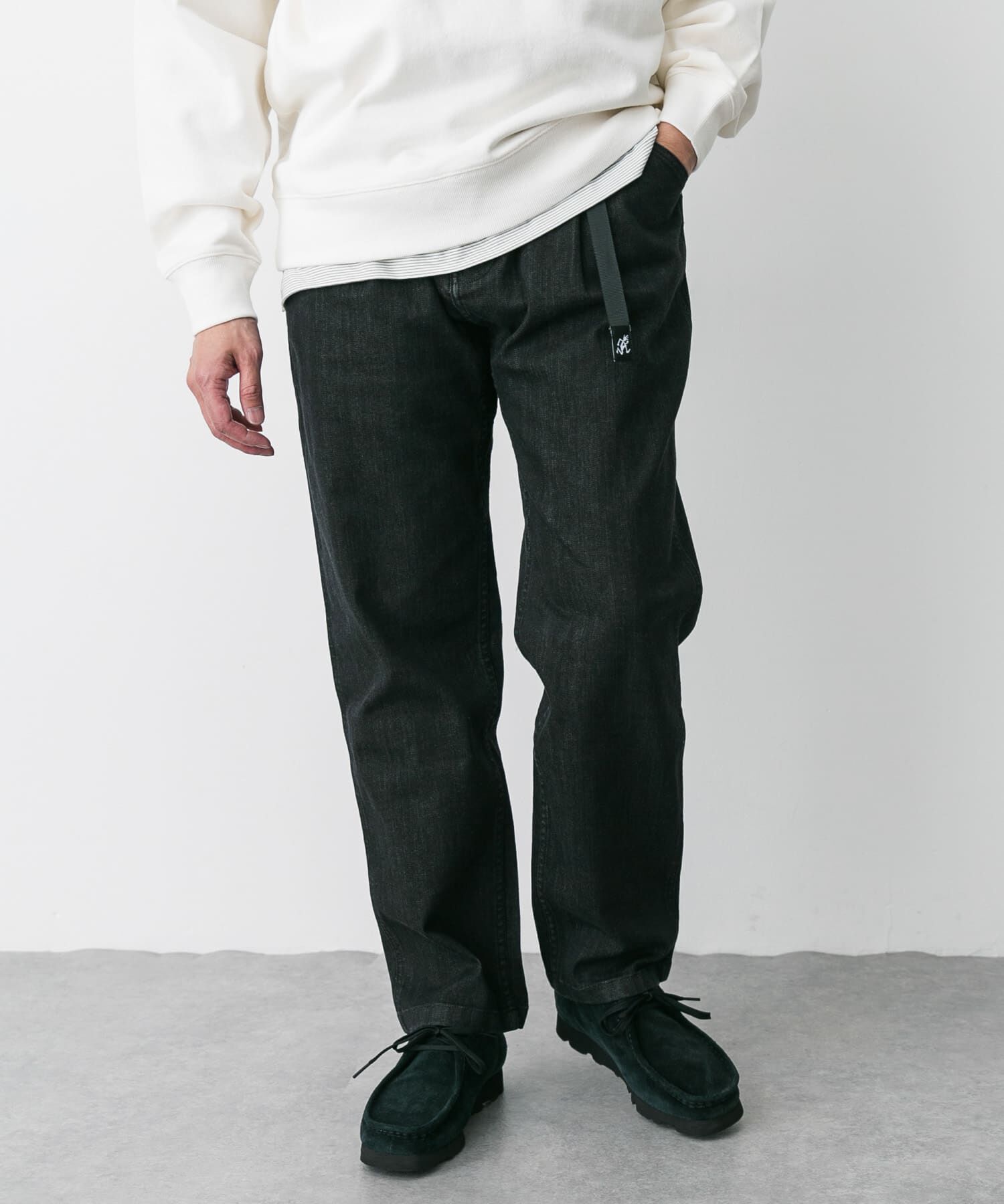 URBAN RESEARCH DOORS「『別注』Gramicci　Mountain Tuck Pants」|デニム|