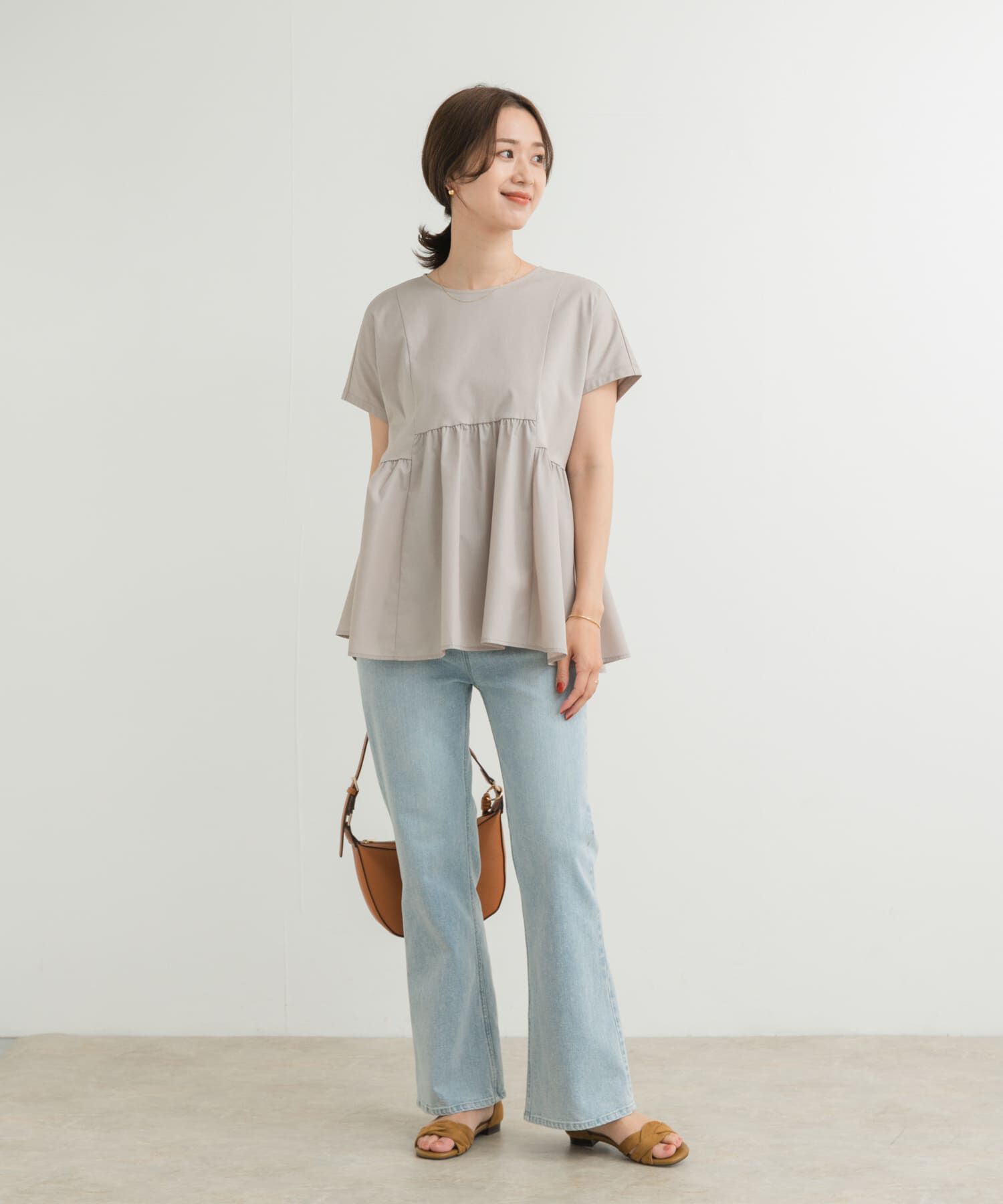 URBAN RESEARCH DOORS「ストレッチフレアデニムパンツ」|デニム|