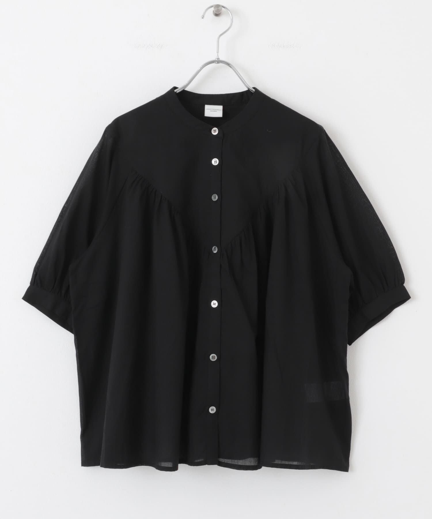 URBAN RESEARCH DOORS「コットンボイルV切替ギャザーブラウス」|シャツ・ブラウス|