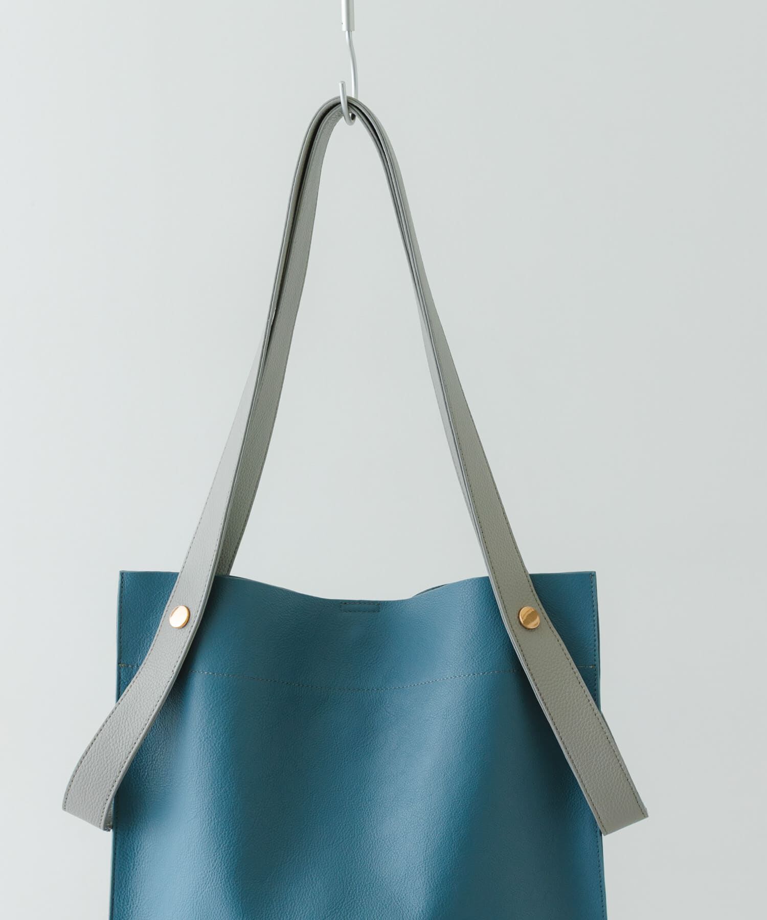 RODE SKO「『一部別注カラー』BEAURE　カウレザー2デザインベルトバッグ」|トートバッグ|