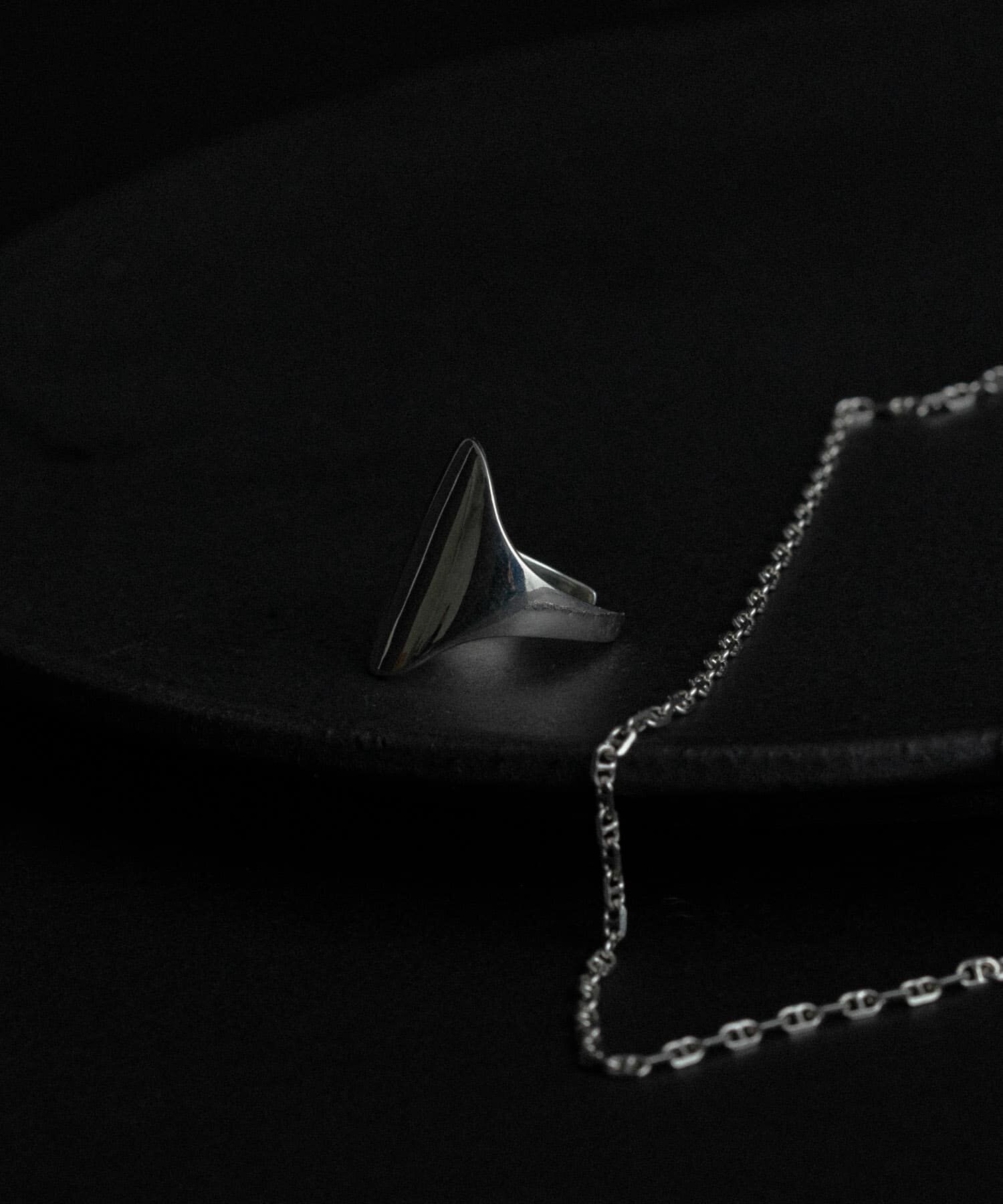 SMELLY「SMELLY so&rsquo;　platy curve ring」|リング|