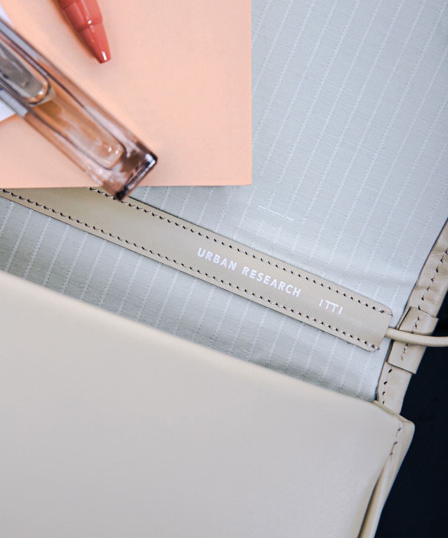 URBAN RESEARCH「『別注』ITTI&times;URBAN RESEARCH　MICHELLE ERRAND POUCH」|ショルダー・メッセンジャー|