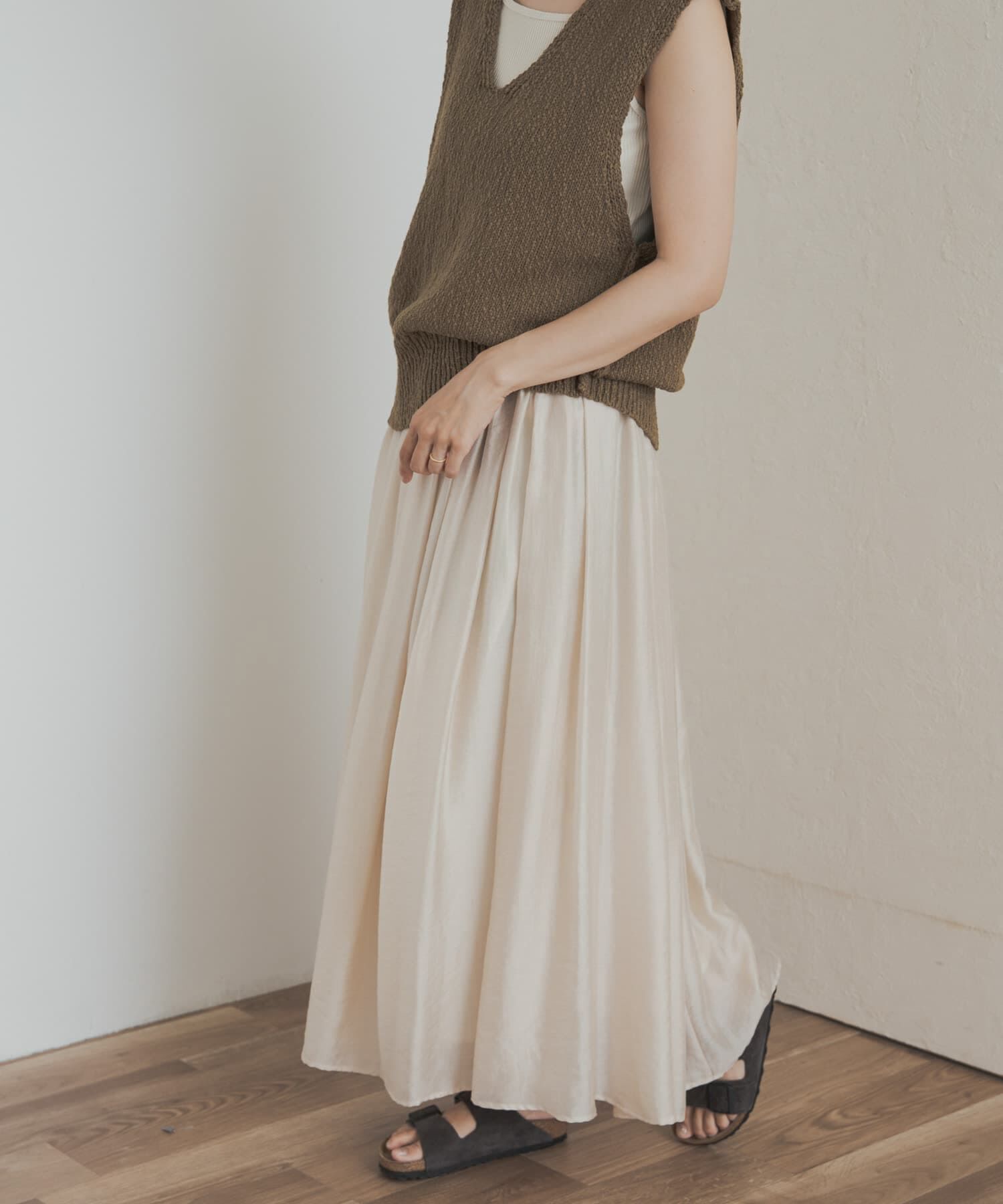 URBAN RESEARCH DOORS「ブライトギャザースカート」|スカート|