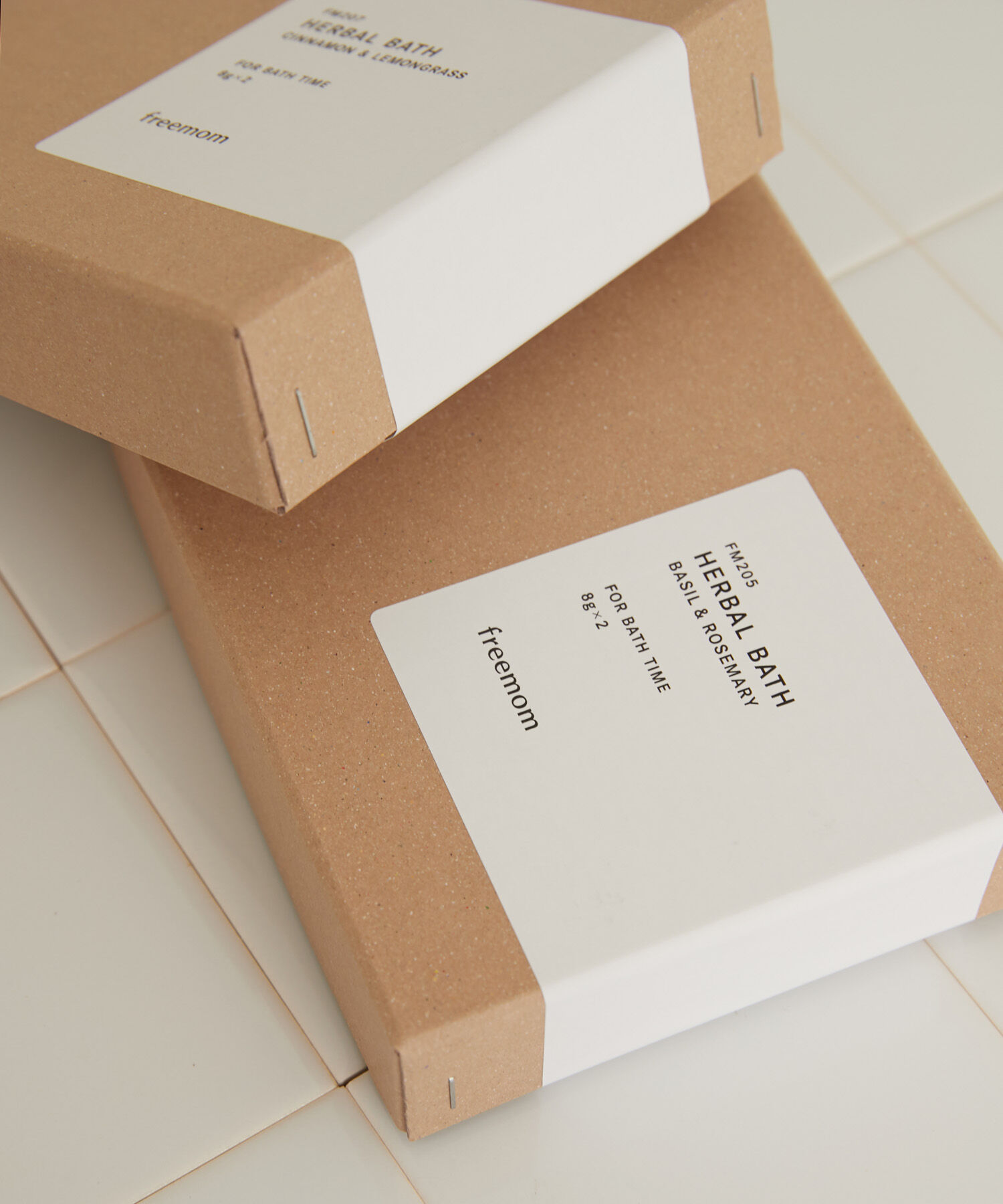 URBAN RESEARCH DOORS「freemom　ハーバルバス B&R 8g&times;2P」|その他|