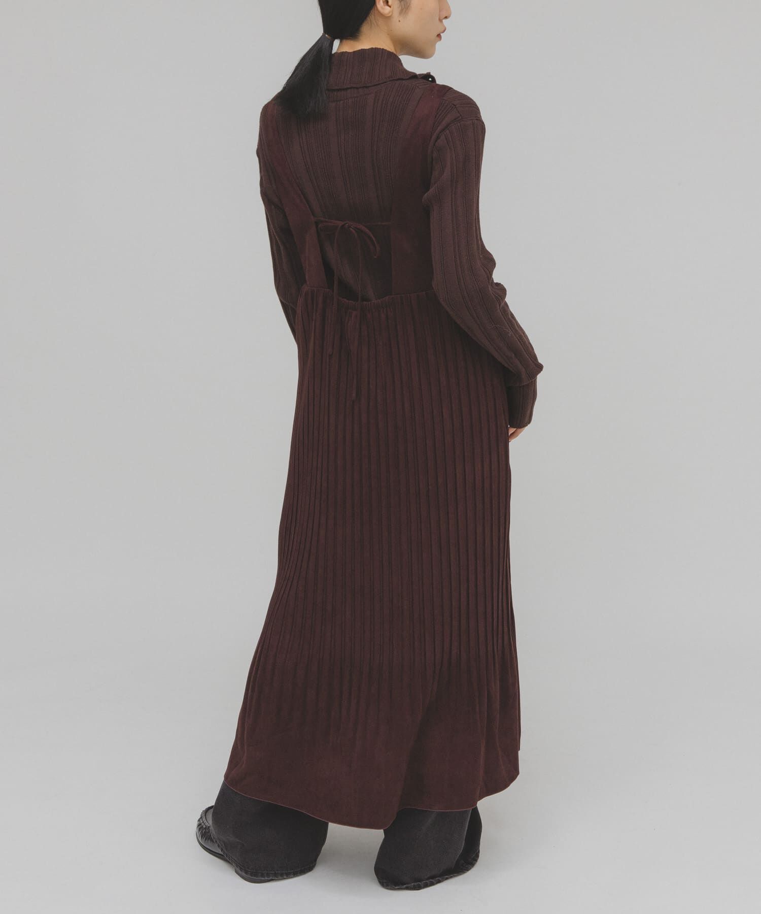  「ピーチスキンプリーツワンピース」|ワンピース|