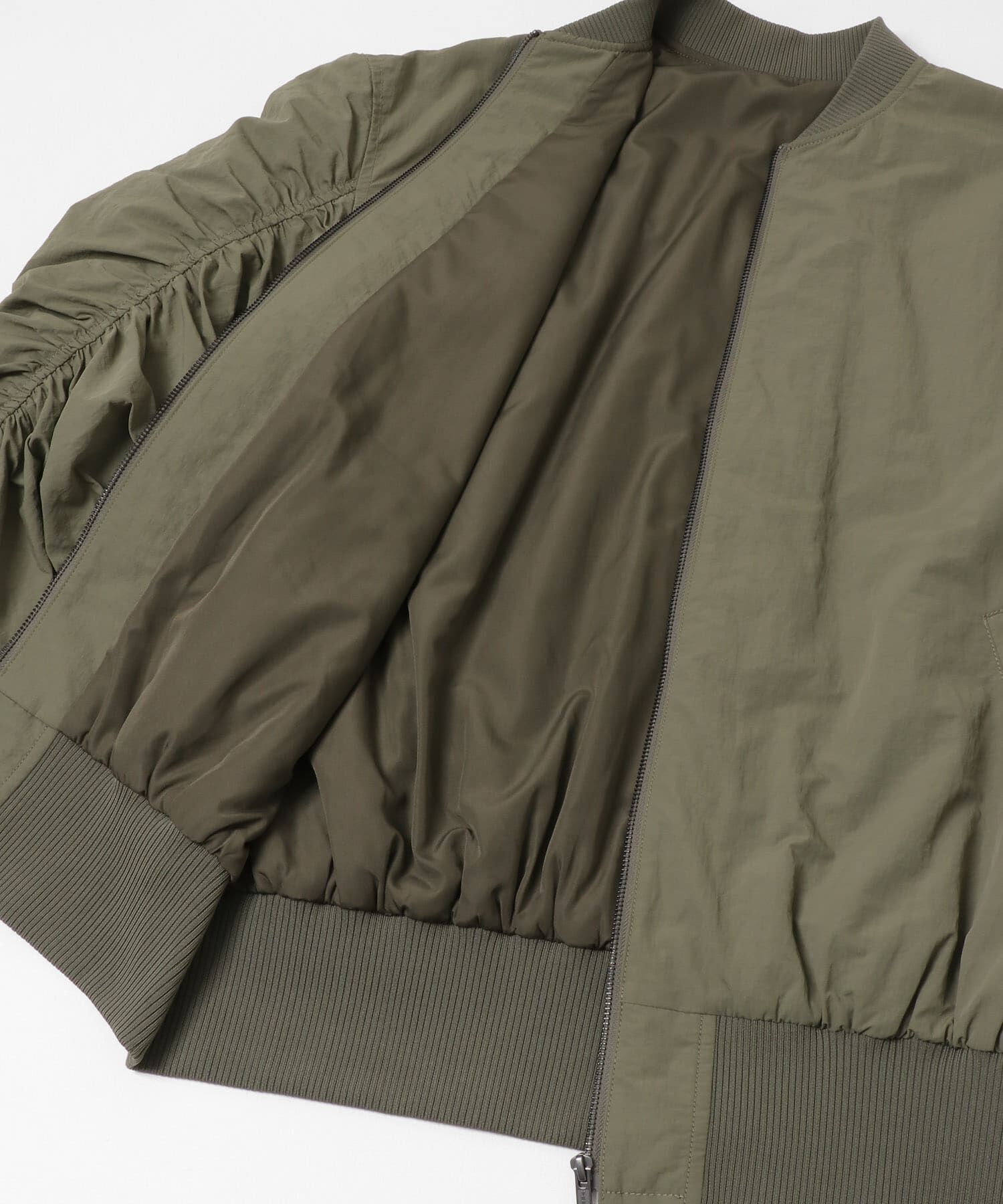  「『WEB/一部店舗限定』BACKシャーリングMA-1」|ノーカラーコート|