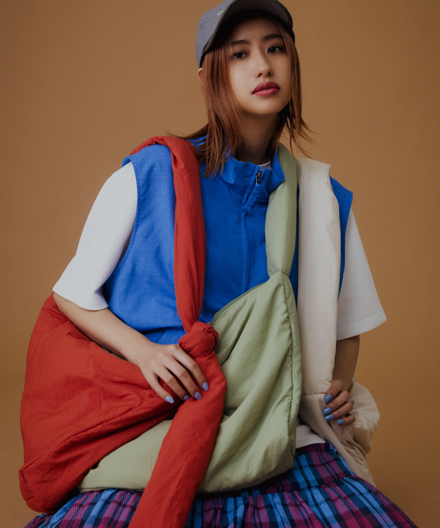 SENSE OF PLACE by URBAN RESEARCH「『ｲｰｼﾞｰｹｱ/ｾｯﾄｱｯﾌﾟ対応』ﾘﾈﾝﾗｲｸｽﾀﾝﾄﾞｶﾗｰW  」|ベスト・ジレ|