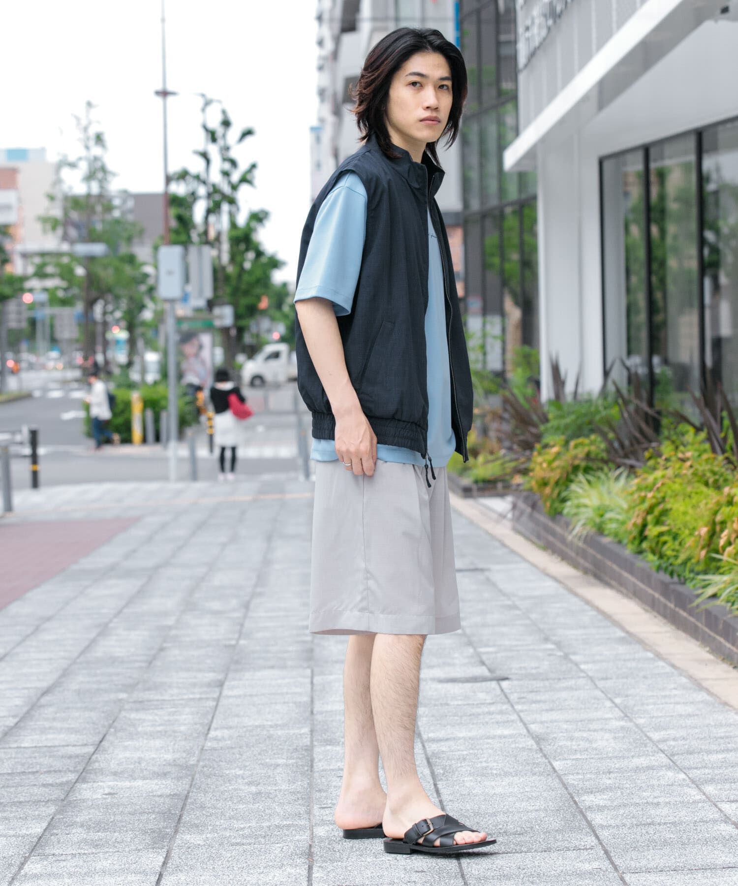 SENSE OF PLACE by URBAN RESEARCH「『ｲｰｼﾞｰｹｱ/ｾｯﾄｱｯﾌﾟ対応』ﾘﾈﾝﾗｲｸｽﾀﾝﾄﾞｶﾗｰW  」|ベスト・ジレ|