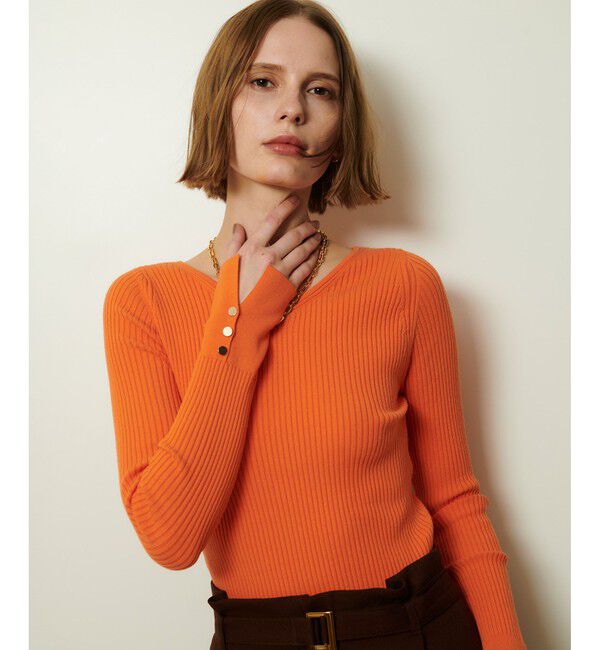 allureville「袖釦Vネックプルオーバー」|ニット・セーター|オレンジ