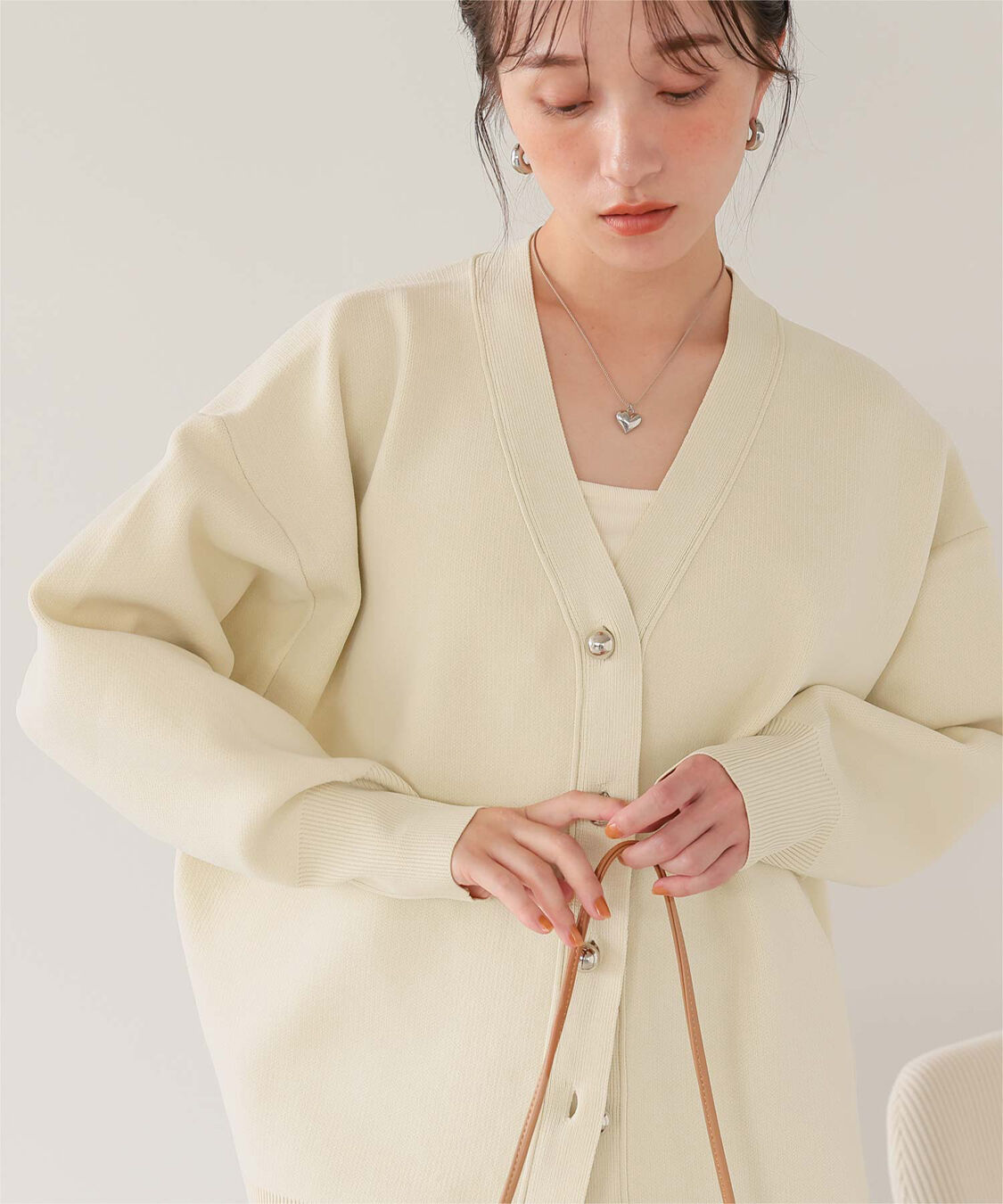 titivate「釦デザインニットカーディガン」|ニット・セーター|