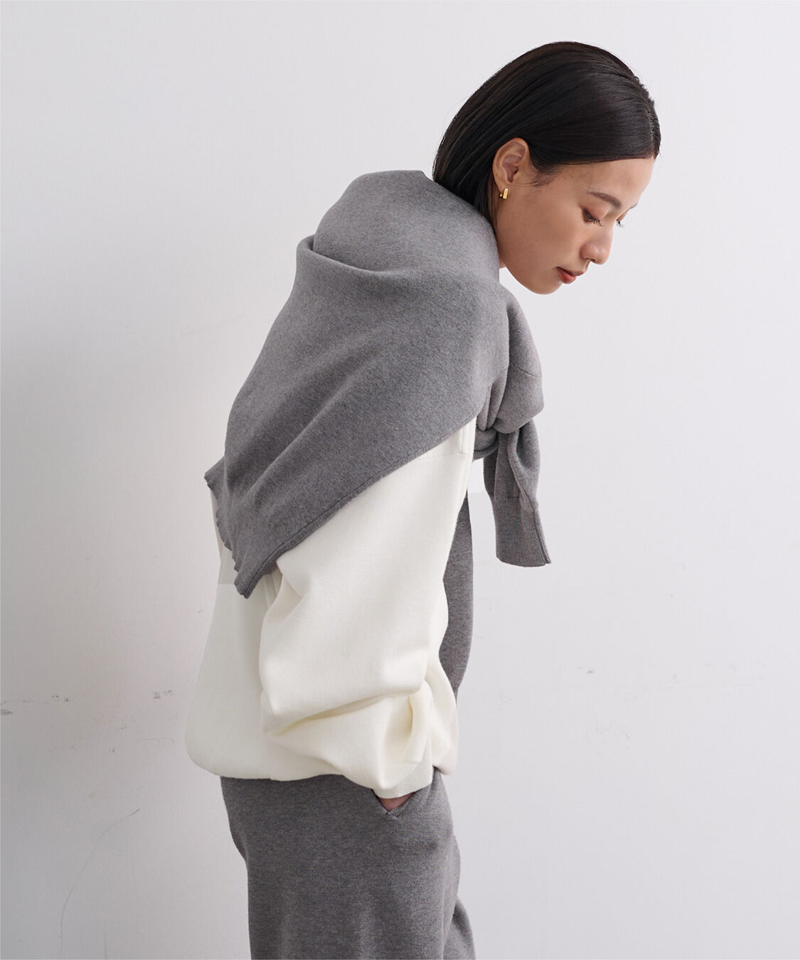 ur's「【黒川翼さんコラボアイテム】スウェットライクオーバーサイズニット」|ニット・セーター|