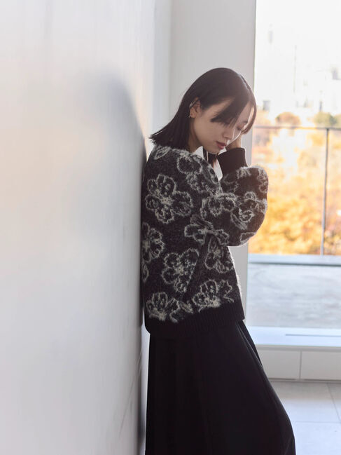 Samansa Mos2 blue「花柄シャギーニットプルオーバー」|ニット・セーター|