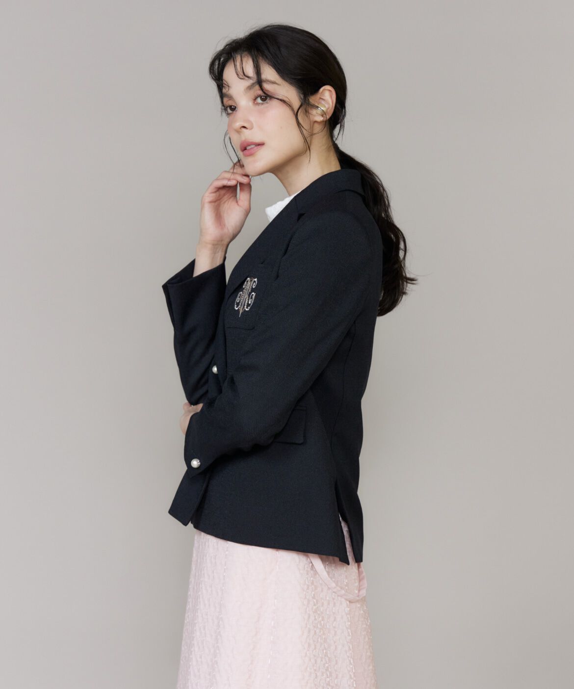 Maglie le cassetto「《大きいサイズ》ロゴ刺繍パール釦ジャケット《M Maglie le cassetto》」|その他|