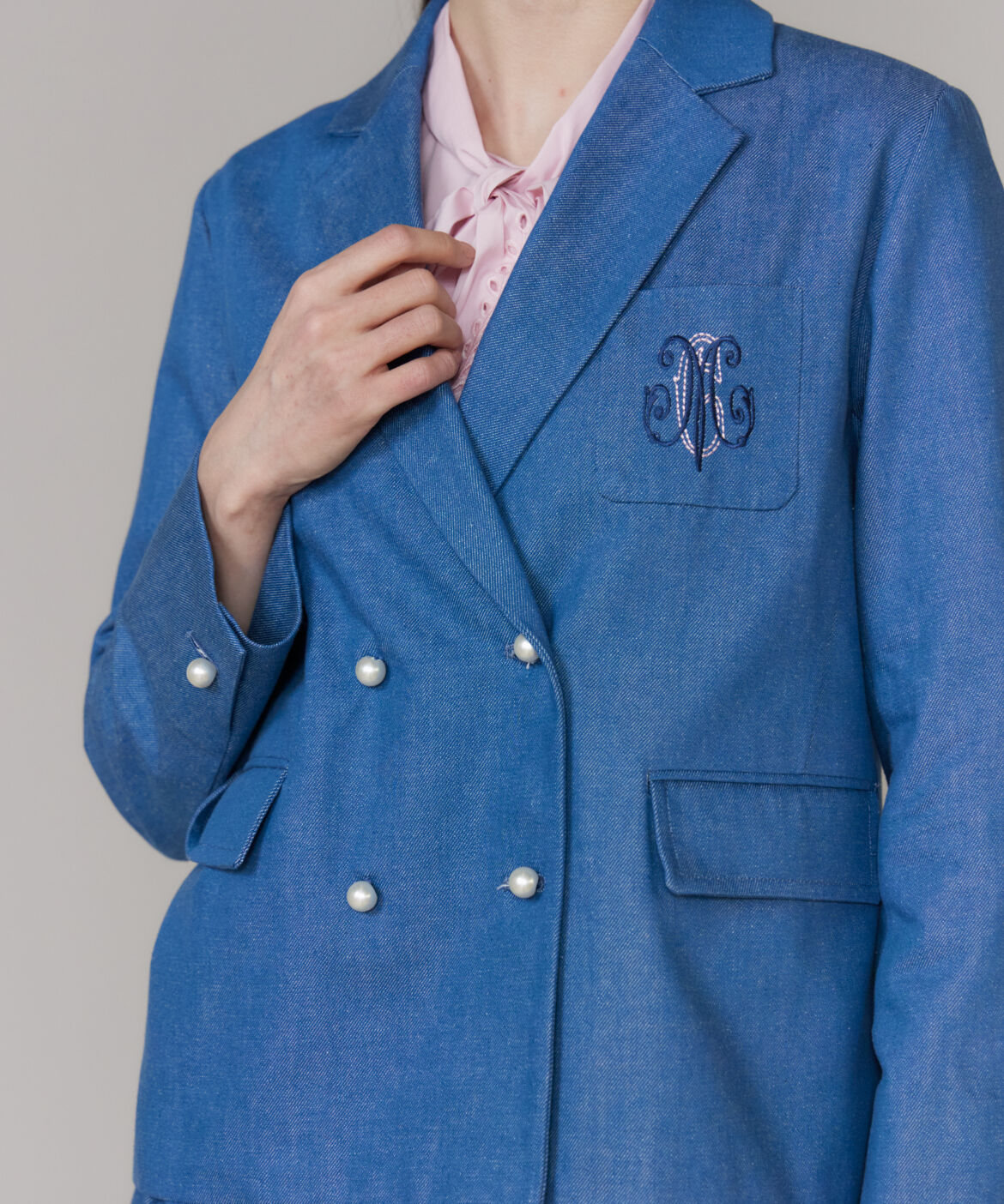 Maglie le cassetto「《ﾌﾟﾗｽｻｲｽﾞ》《WEB･POPUP限定》刺繍ｺﾝﾊﾟｸﾄﾃﾞﾆﾑｼﾞｬ  」|デニムジャケット|