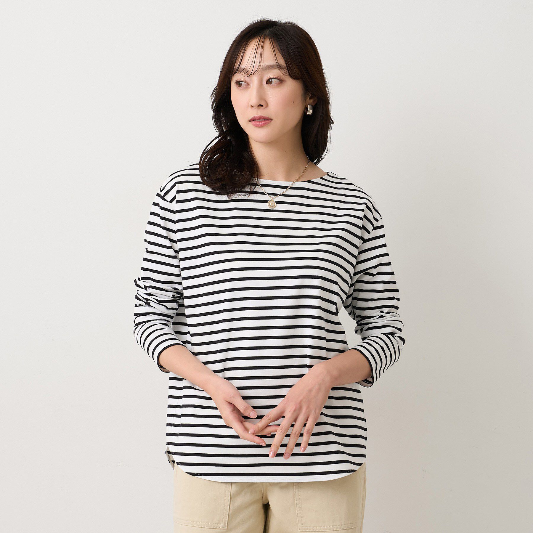 UNTITLED「【洗える/レイヤードTシャツ】ラウンドテールジャージプルオーバー」|Tシャツ・カットソー|オフホワイト(303