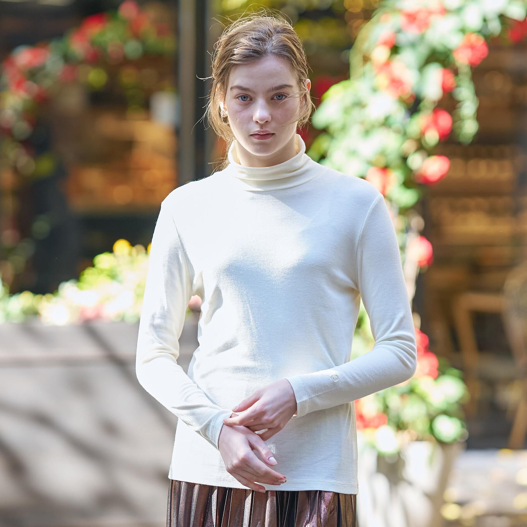 DRESSTERIOR「【インナー使いに最適/しっとり暖かな吸湿発熱素材】タートルネックプルオーバー」|Tシャツ・カットソー|