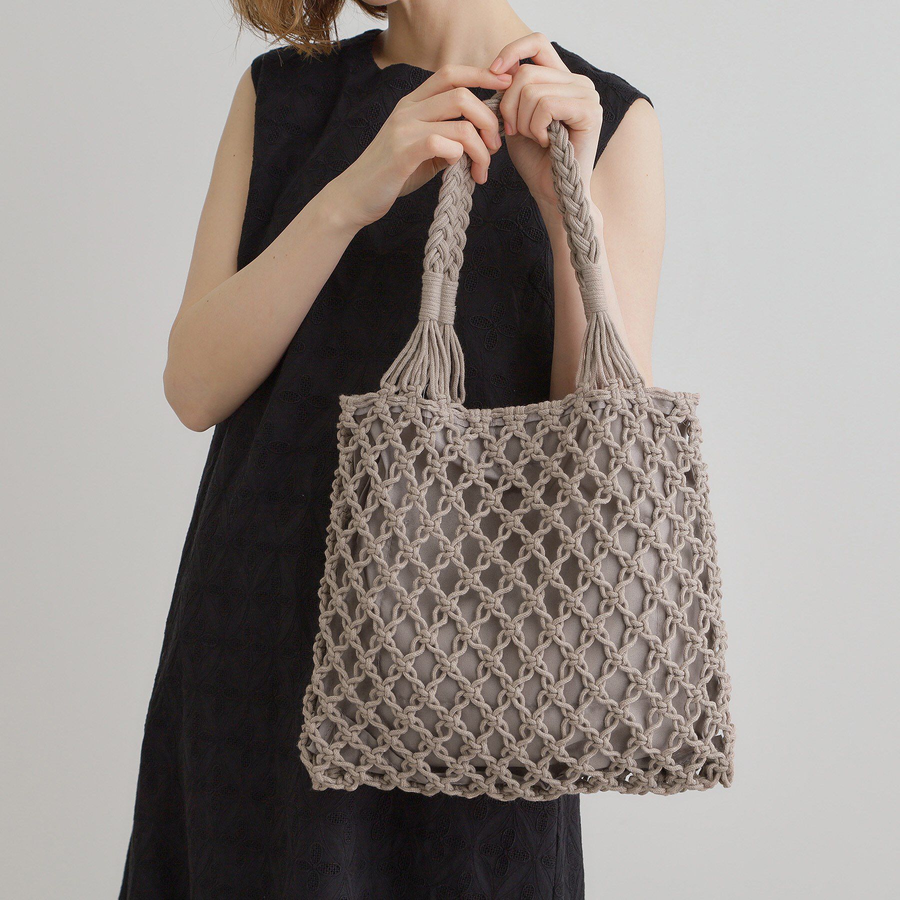 grove「マクラメトート」|トートバッグ|チャコールグレー(0