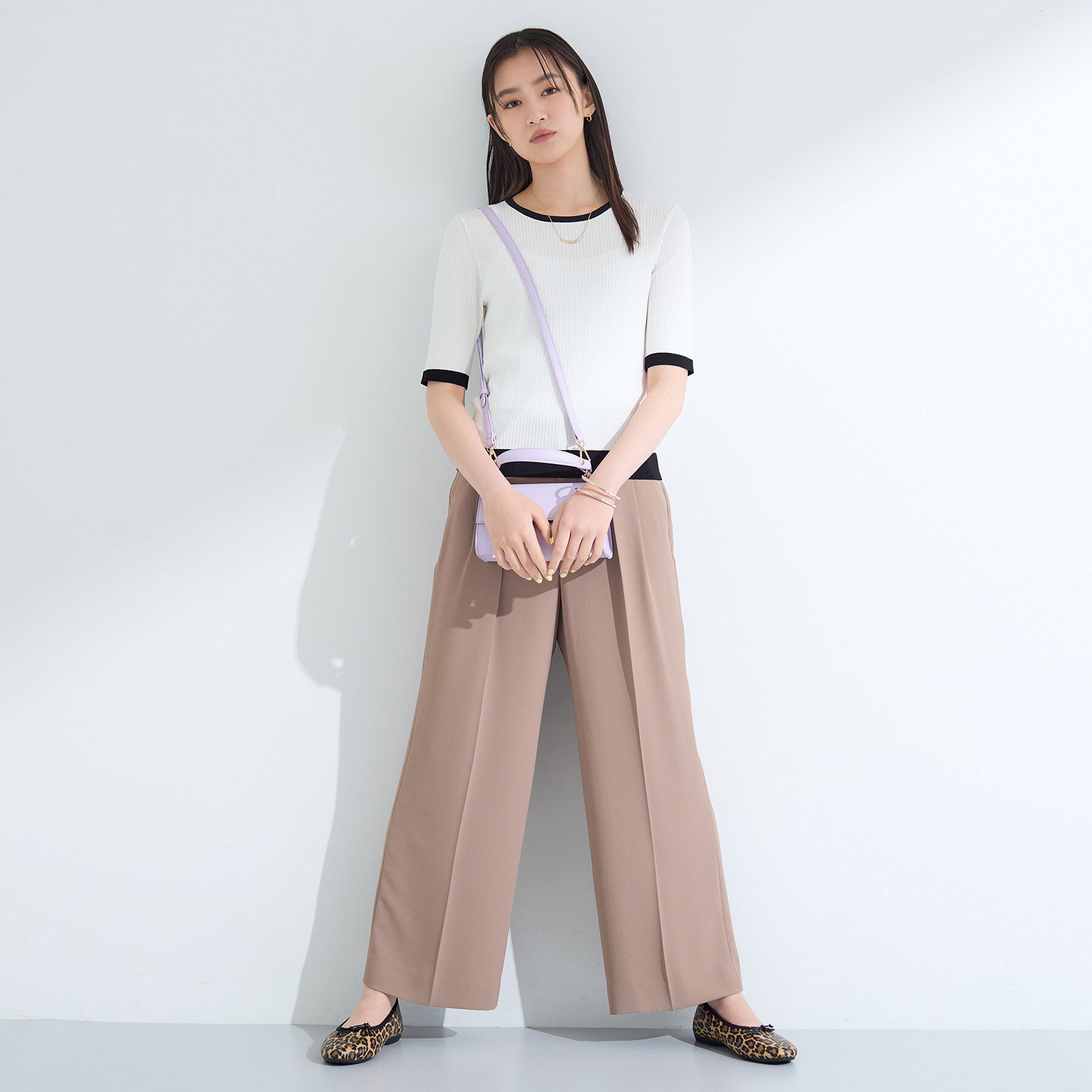 INDIVI「【インナーで活躍／アンサンブル】クルーネック半袖ニット」|ニット・セーター|