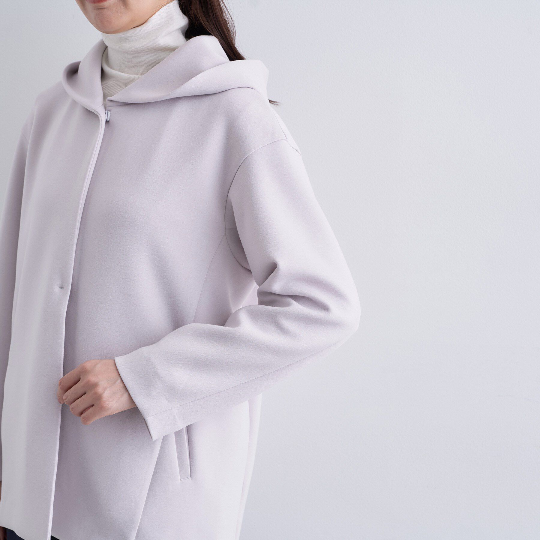 INDIVI「【軽羽織り】フーディーライトコート」|ブルゾン・スタジャン|