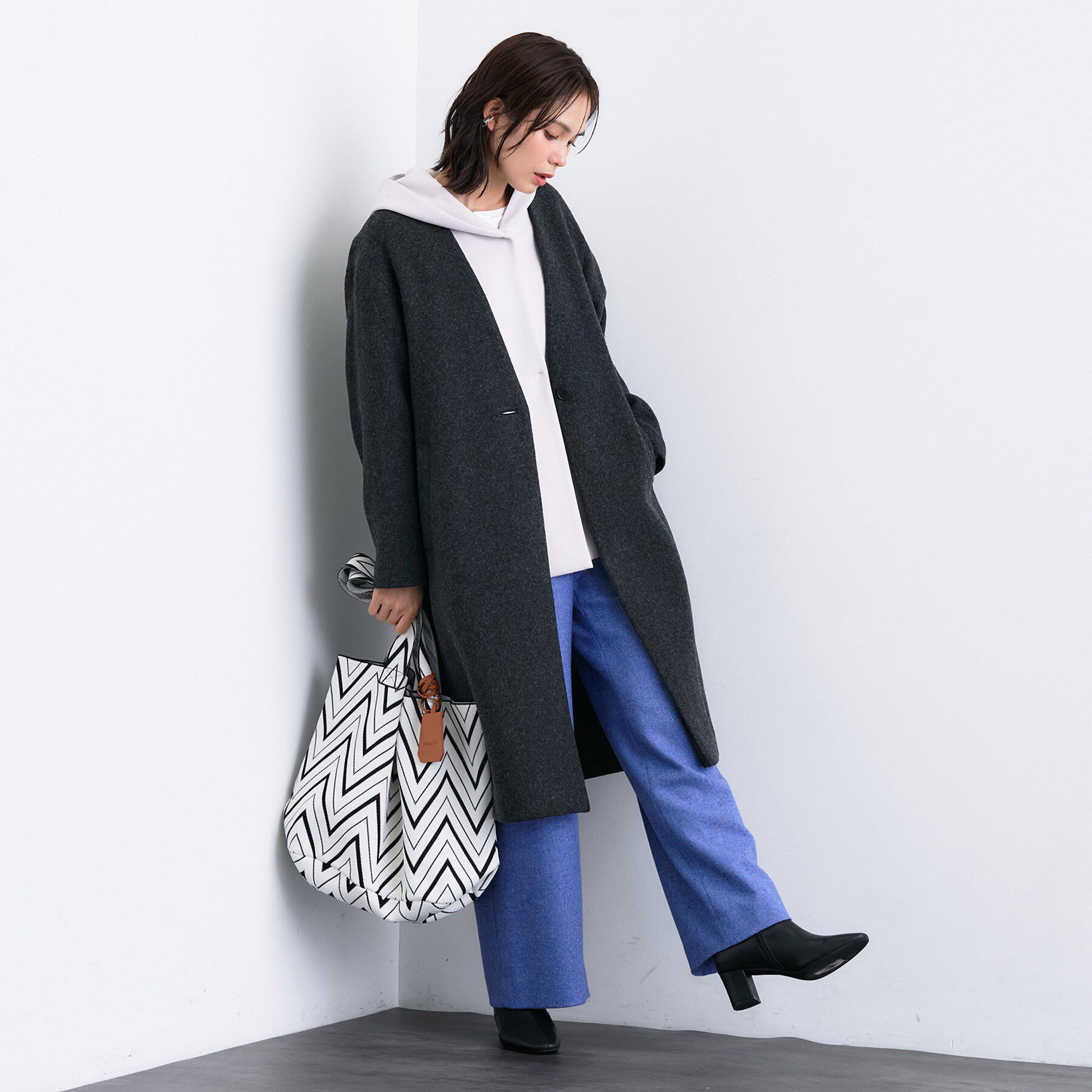 INDIVI「【軽量／ウール混】ライトフォルム ロングコート」|ノーカラーコート|