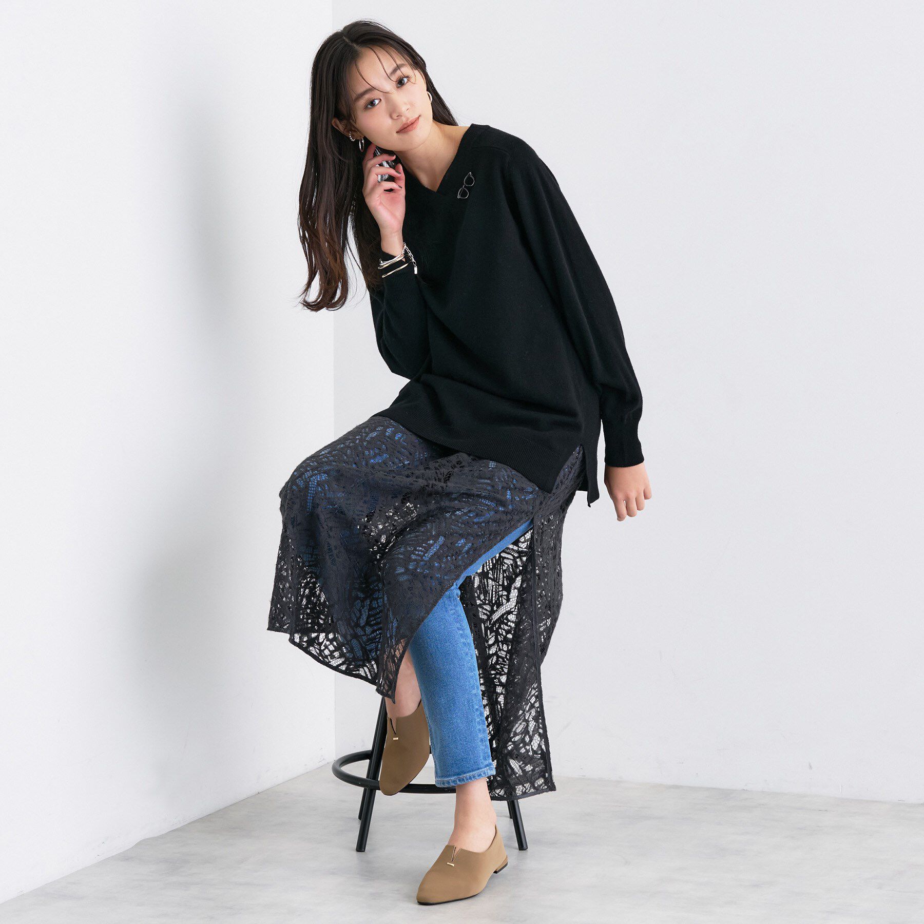 INDIVI「【洗える／チュニック丈／カシミヤ混】スリットデザインVネックニット」|ニット・セーター|