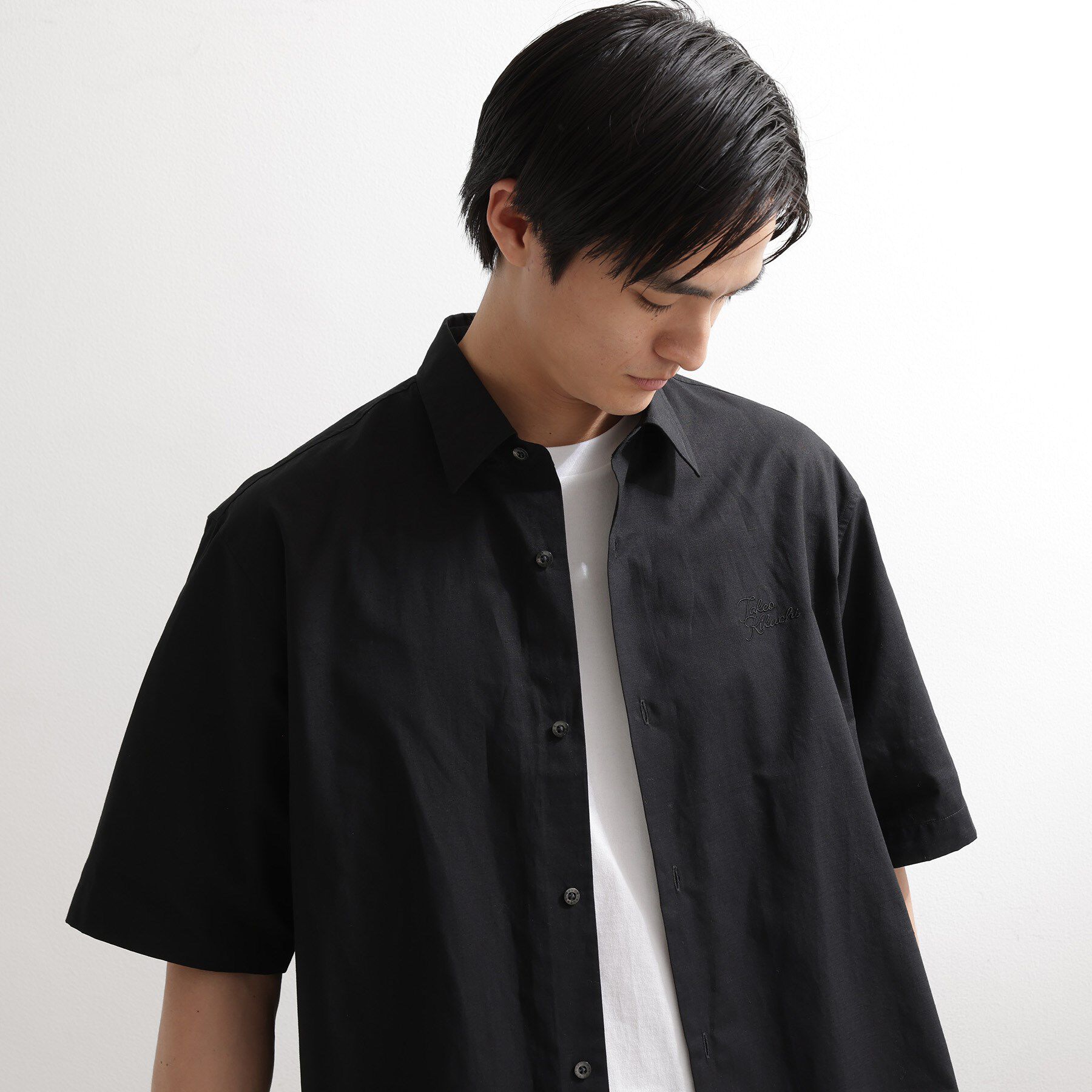 TAKEO KIKUCHI「【LIMITED】ワンポイントロゴ刺繍 綿麻半袖シャツ」|シャツ・ブラウス|
