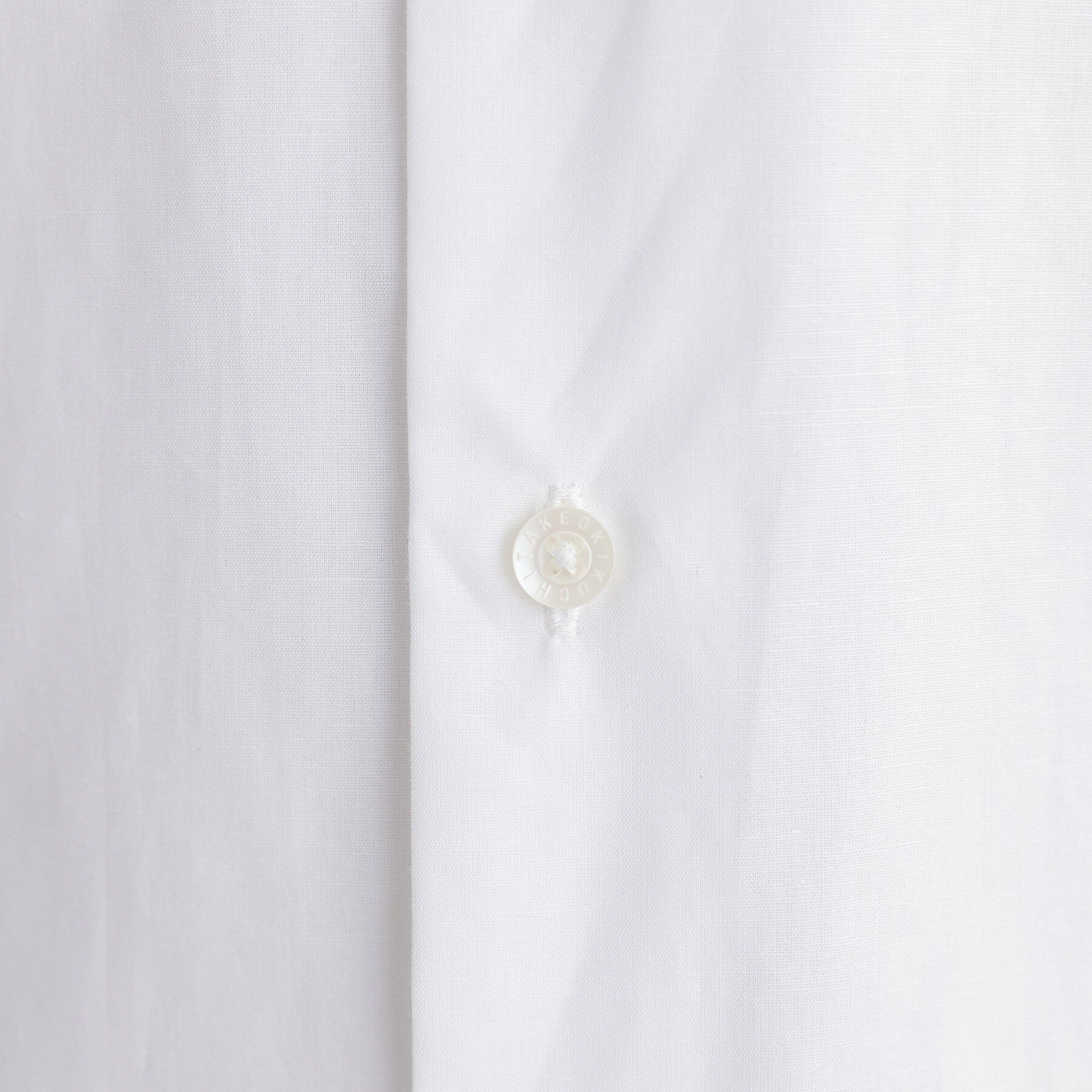 TAKEO KIKUCHI「【LIMITED】ワンポイントロゴ刺繍 綿麻半袖シャツ」|シャツ・ブラウス|