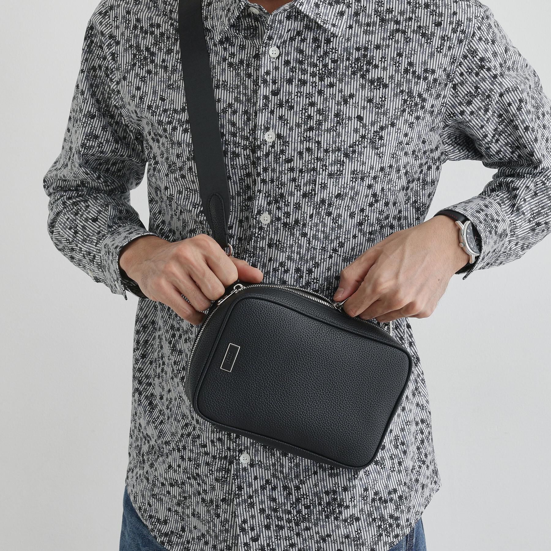 TAKEO KIKUCHI「マイクロファイバークロスボディバッグ」|その他|