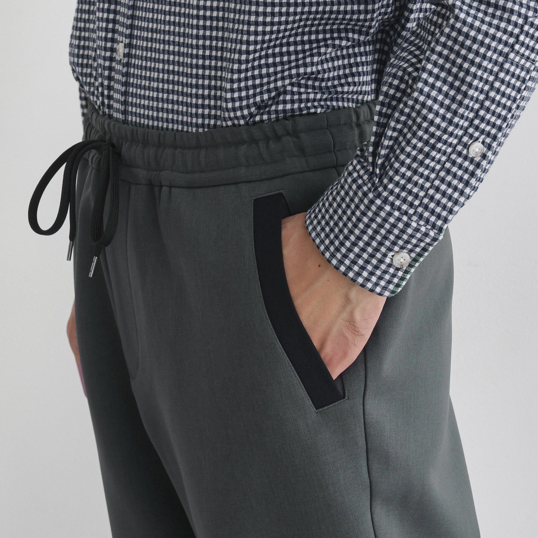 TAKEO KIKUCHI「【JUST ONE LAYER】ダウンファブリック イージーパンツ」|その他|